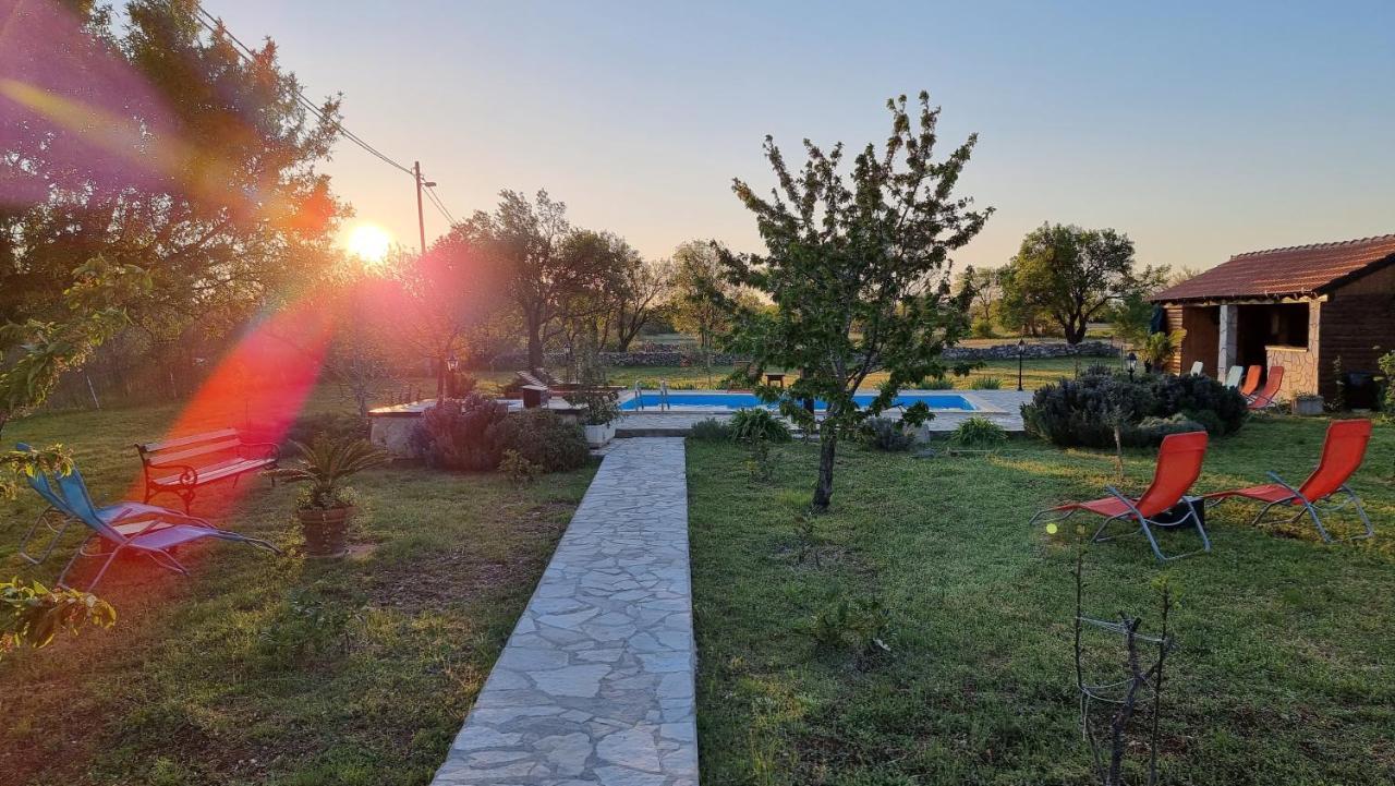 Villa Stone Medal Drniš Εξωτερικό φωτογραφία