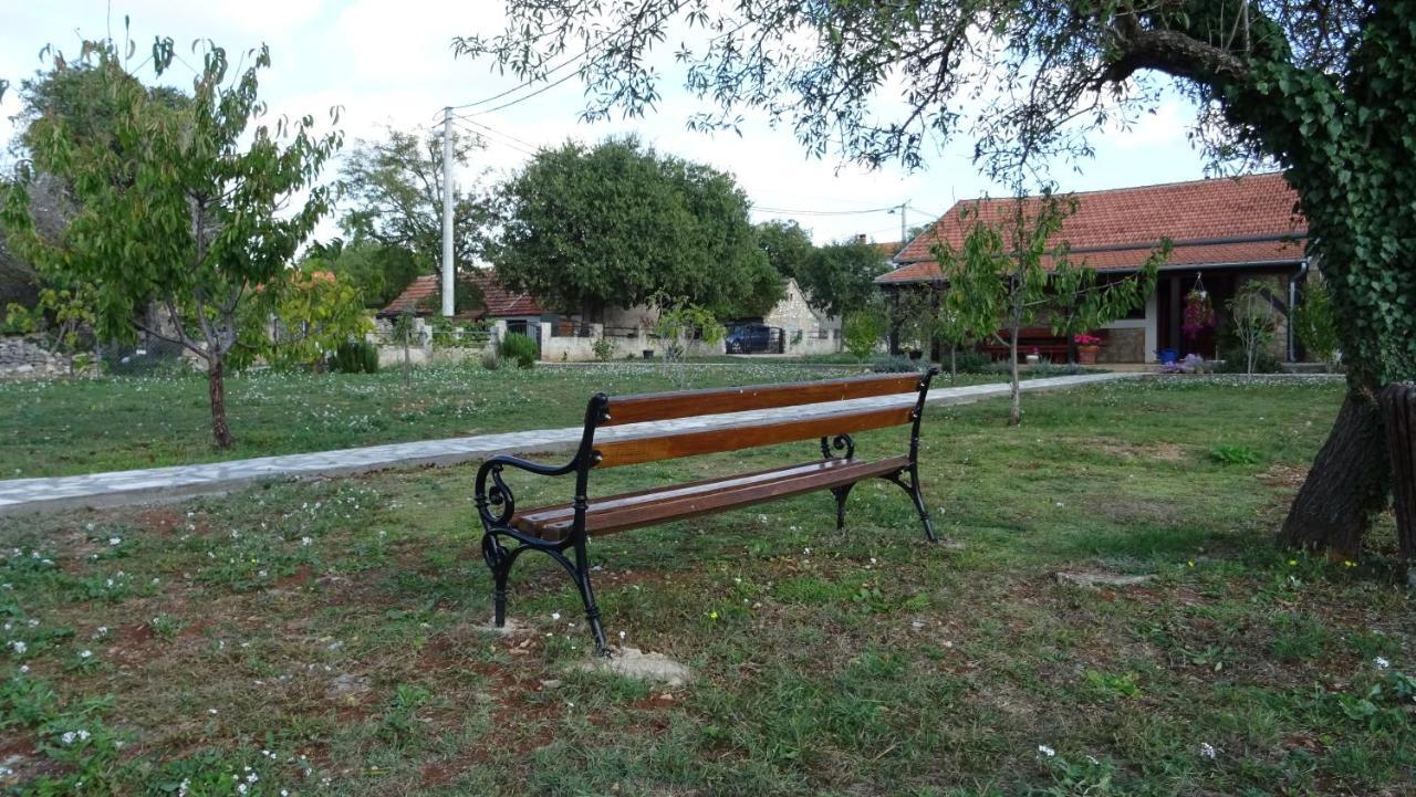 Villa Stone Medal Drniš Εξωτερικό φωτογραφία